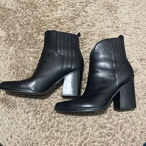 Marc fisher Oshay boots EUC
